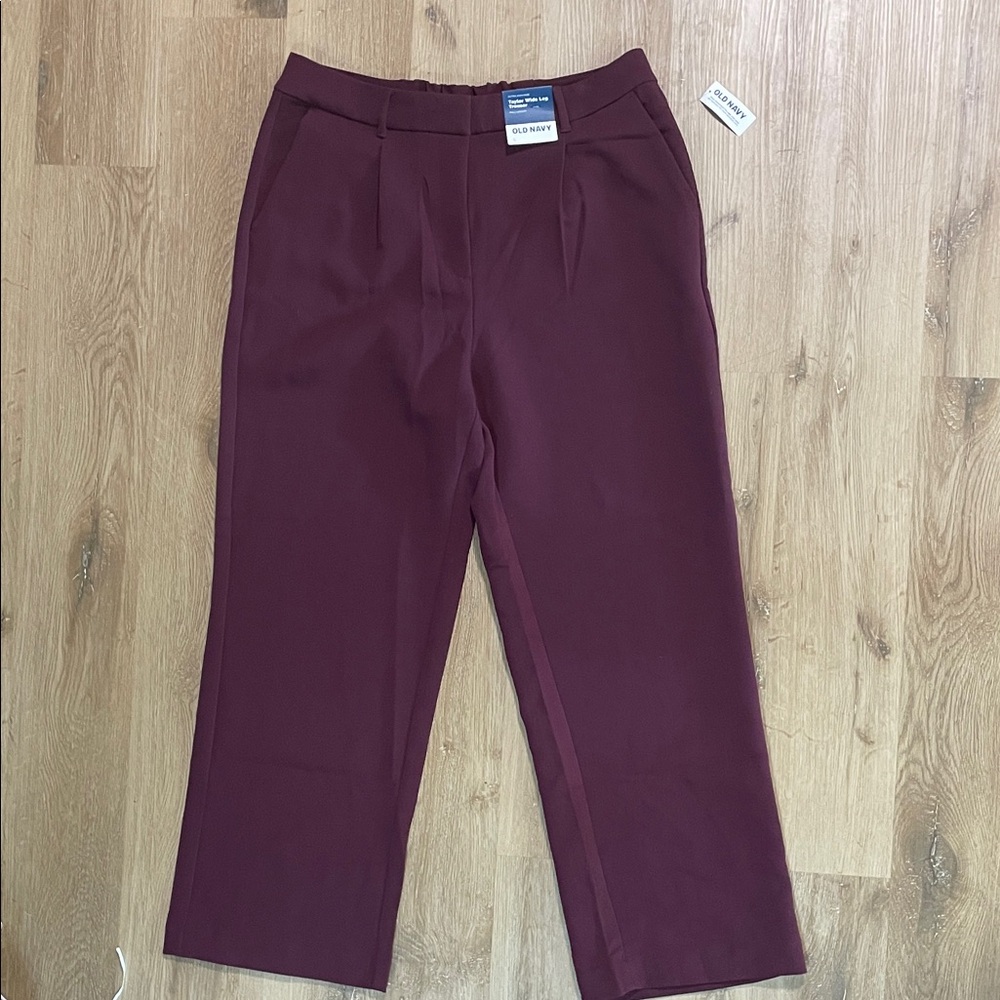 Old Navy Women's Burgundy Straight-Leg Trousers